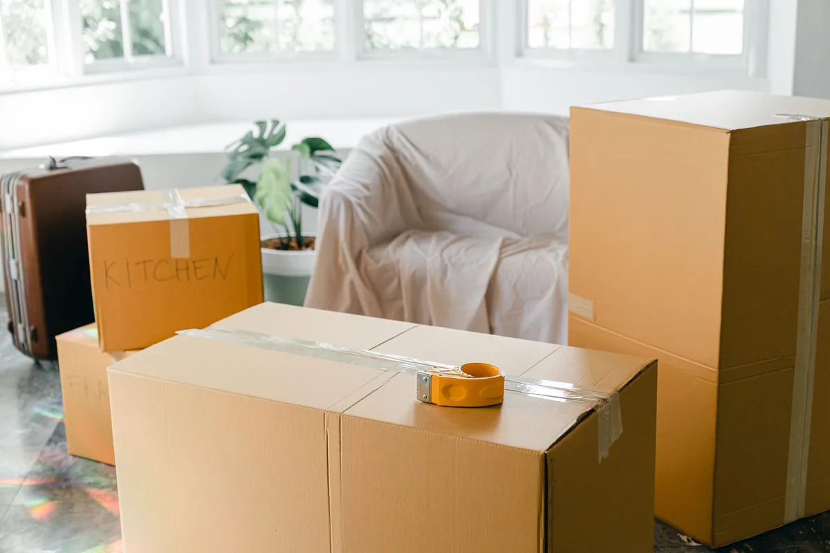 Hoarding Cleanup in Maywood, CA